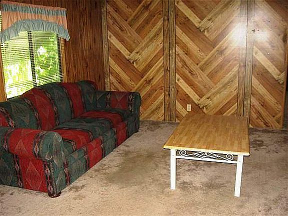 5th image of 774 Laurel Springs Dr