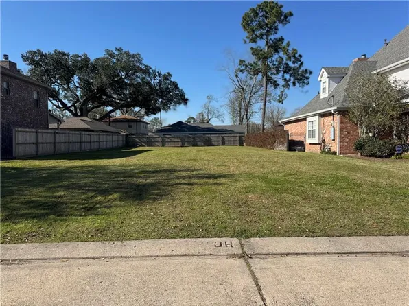 8716 Rosecrest Ln, New Orleans, LA 70123