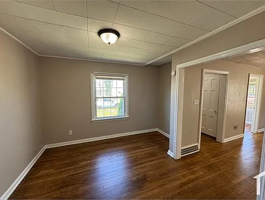 3 bed, 971 sqft, $1,850 — Photo 3