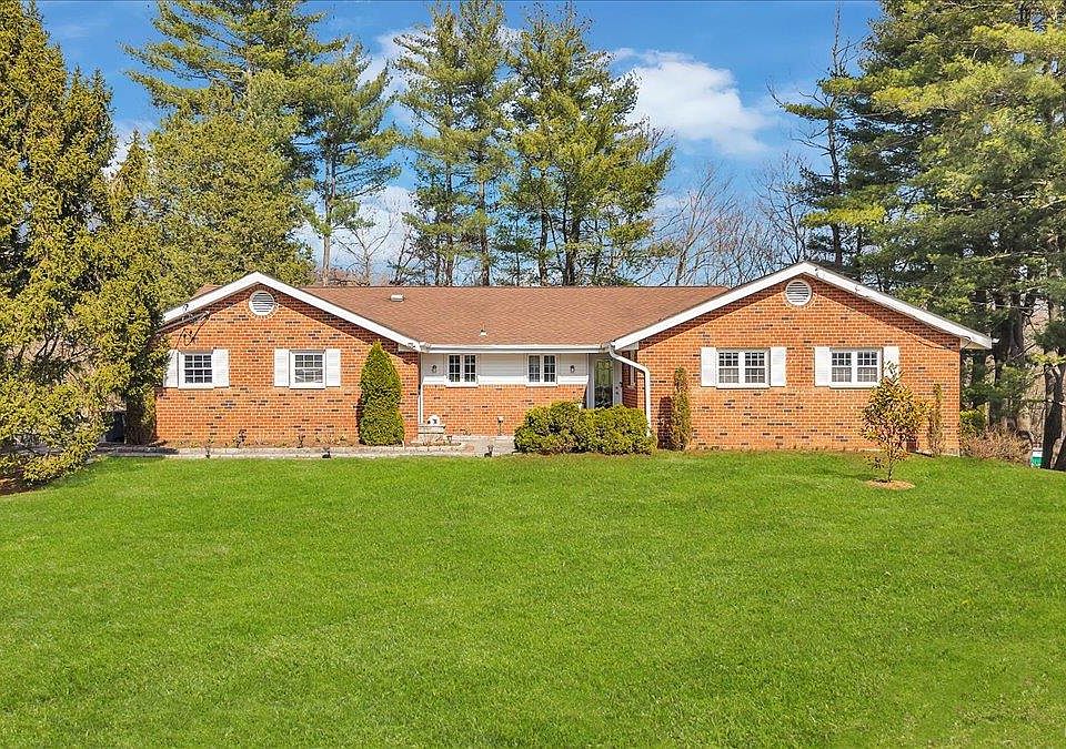 1st image of 47 Willow Drive