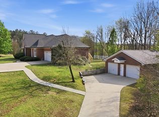 601 Calloway Dr, Rockmart, GA 30153