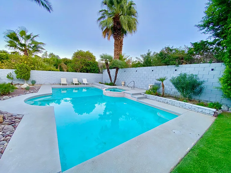 68905 Lozano Ct — Photo 24