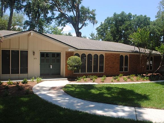 3rd image of 3711 River Hall Dr
