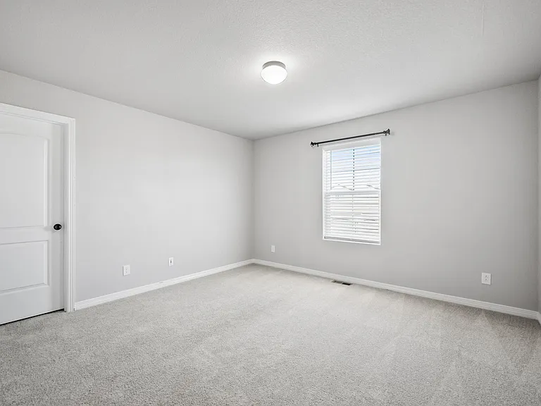 Bedroom 4 in Upper Level