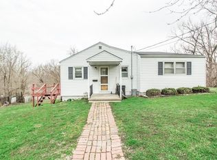 320 Fry St, Colfax, IA 50054