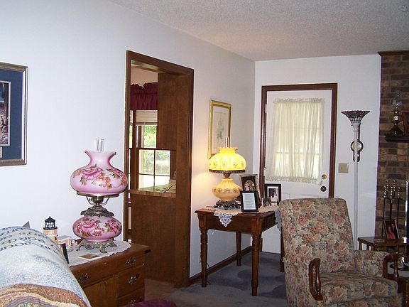 4th image of 2603 Regency Park Dr