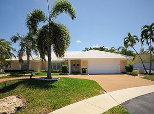 6938 S Grande Dr, Boca Raton, FL 33433