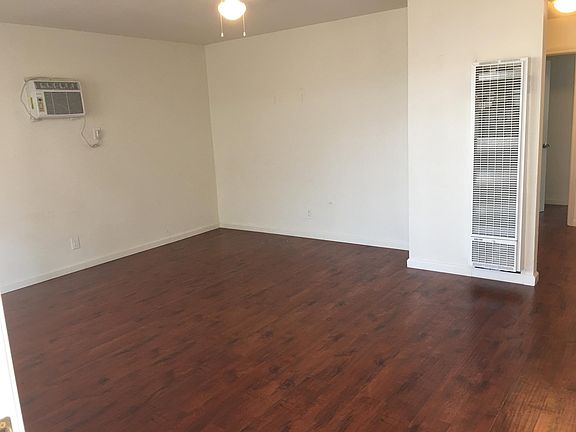5th image of 746 Illinois Ave APT 4