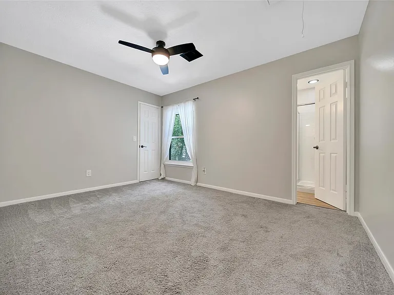 11 Windledge Pl — Photo 28