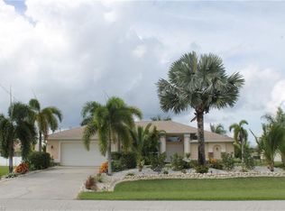 202 NW 27th Pl, Cape Coral, FL 33993