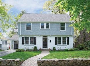 16 Rowena Rd, Newton, MA 02459