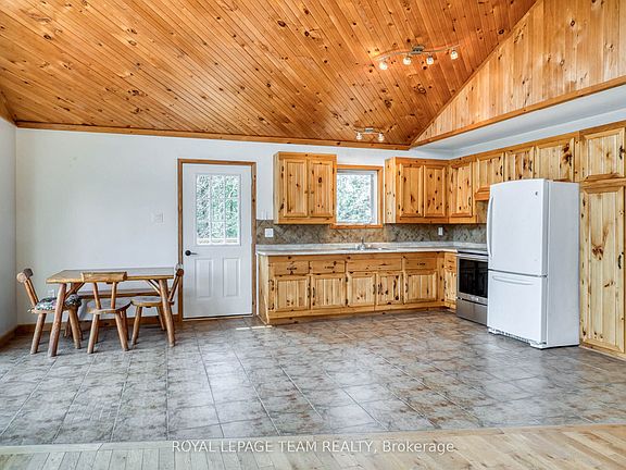 5th image of 1139 North Shore Estates Ln #B
