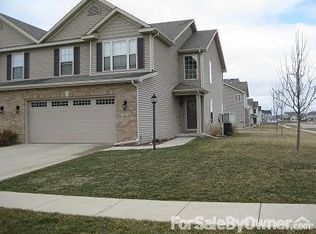 206B Gentian, Savoy, IL 61874