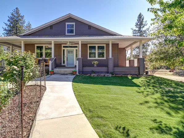 12891 Fargo Ln, Redding, CA 96003