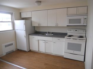 2740 Elmwood Ave APT 3, Buffalo, NY 14217