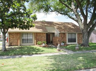 2001 Cambridge Dr, La Place, LA 70068