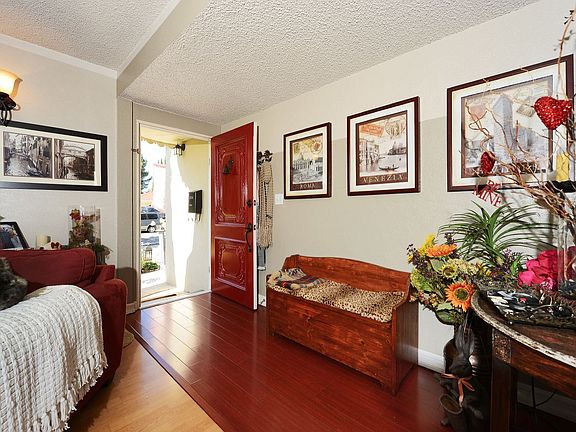 4th image of 1006 N Myers St