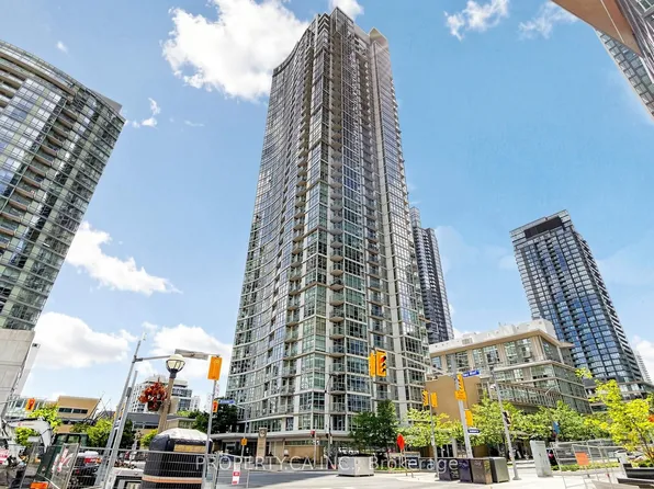 10 Navy Wharf Ct, Toronto, ON
