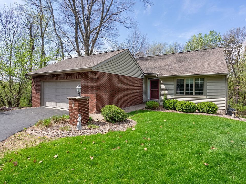 1st image of 8 Briarwood Ln