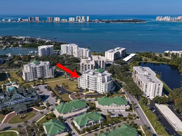 8 Palm Ter #605, Belleair, FL 33756