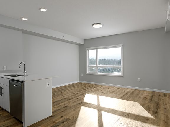 5th image of 2165 Benvoulin Ct #216-D