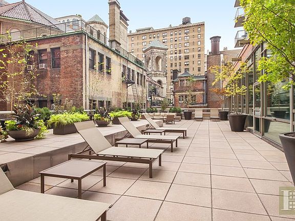 5th image of 2373 Broadway APT 333