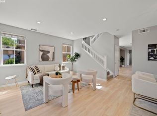 518 Rosewood Ln, Hercules, CA 94547