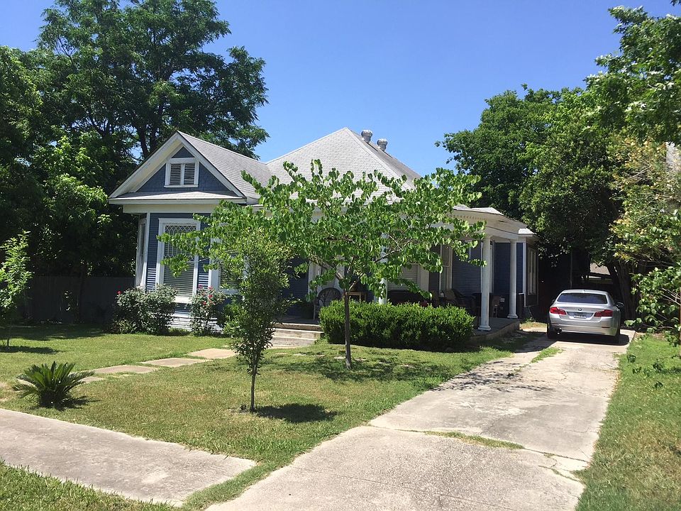 1st image of 1127 W Agarita Ave