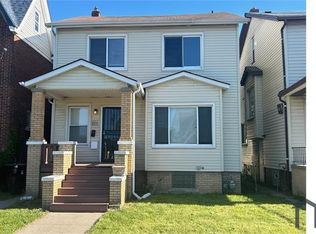 8215 Badger St, Detroit, MI 48213