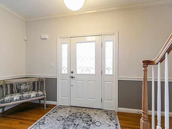 4th image of 920 Marbella Ln
