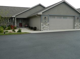 2215 Bryce Ln, Kronenwetter, WI 54455