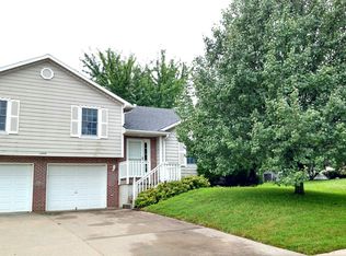 1404 Hamilton St, Warrensburg, MO 64093