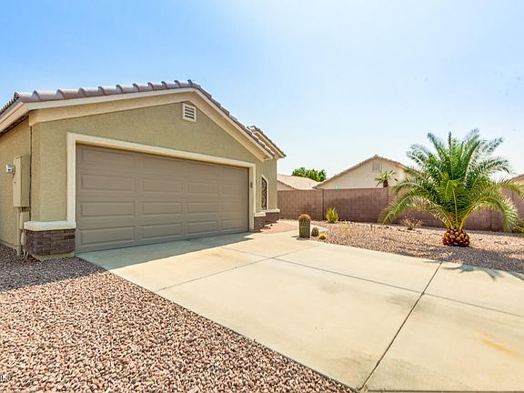 3rd image of 3141 W Tina Ln