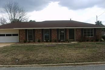 1st image of 1906 Cottingham Dr