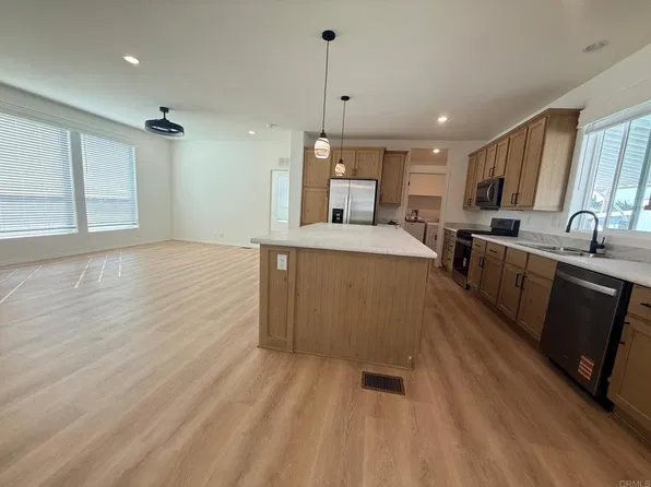 1750 W Citracado Pkw #20, Escondido, CA 92029