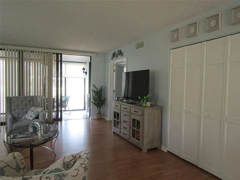 5136 Harpers Croft #11 — Photo 11