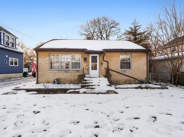 121 N May St, Joliet, IL 60435