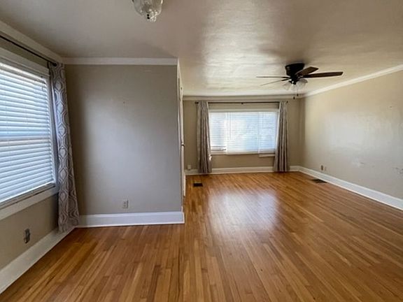 4th image of 201 Barnes Ave