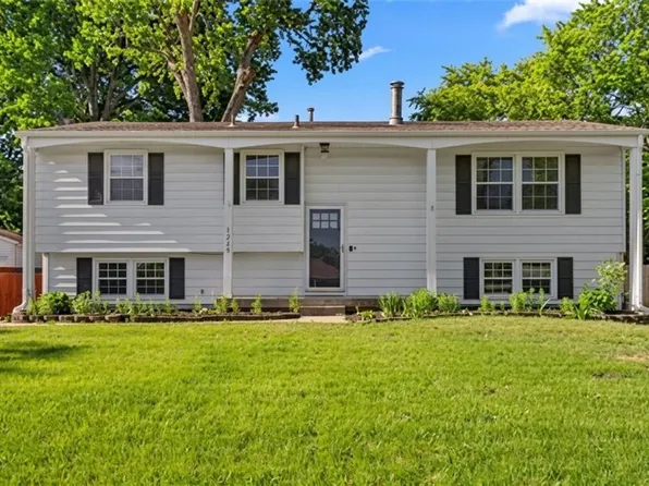 11709 E 77th Ter, Raytown, MO 64138