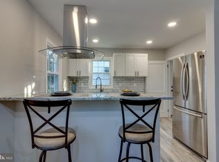 29 Ridgley St, Mount Holly, NJ 08060