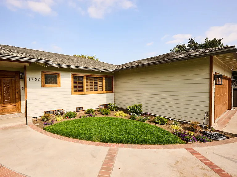 4720 Hayman Ave — Photo 11
