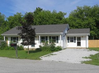 32 Murray Dr, Saint Albans, VT 05478