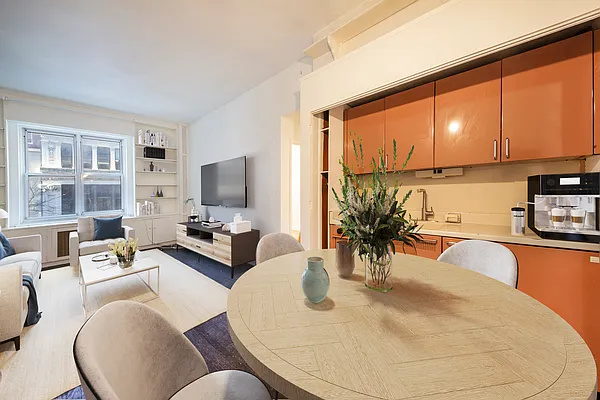 Rented by Compass | media 6