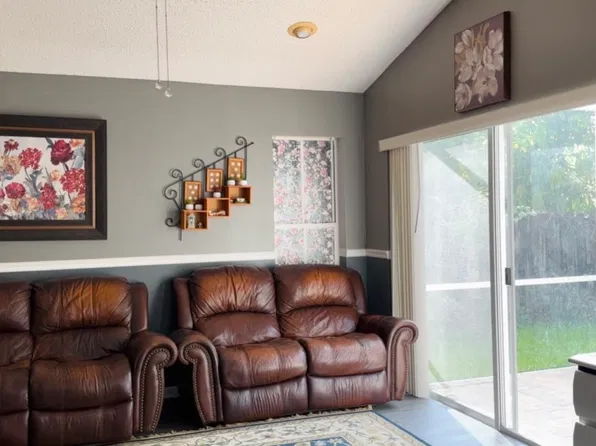 6351 Seagrape Cir, Margate, FL 33063