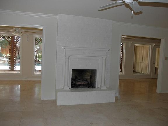 2nd image of 118 Donna Cir