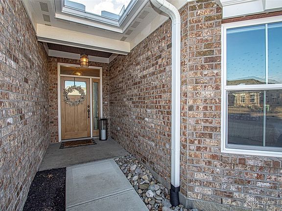 2nd image of 9480 Banyan Ct