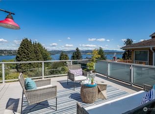 9752 Waters Ave S, Seattle, WA 98118