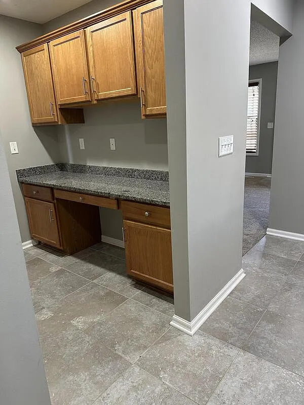 3 bed, 2.5 bath, 2164 sqft, $3,000 — Photo 4