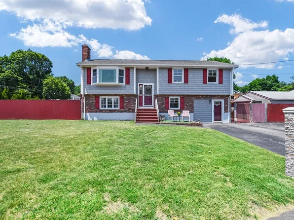2 Patricia Cir, Woburn, MA 01801