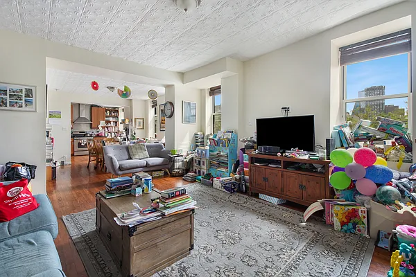 Rented by Compass | media 8